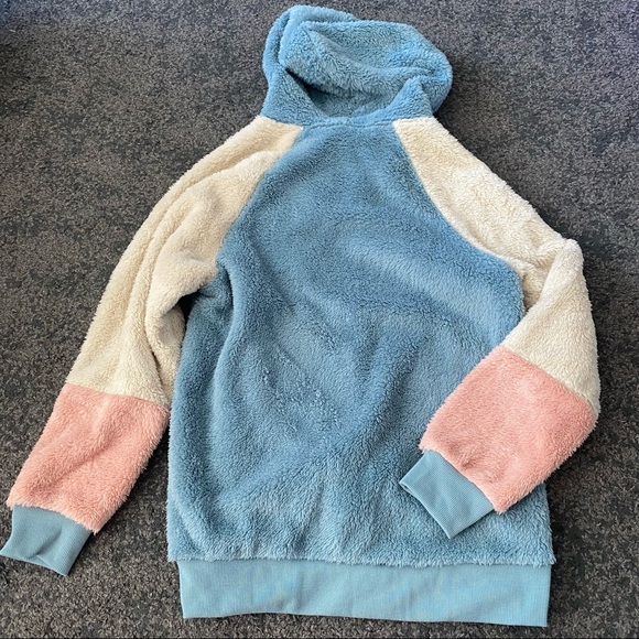 Wallflower teddy cozy Colorblock Hoodie - Picture 4 of 6